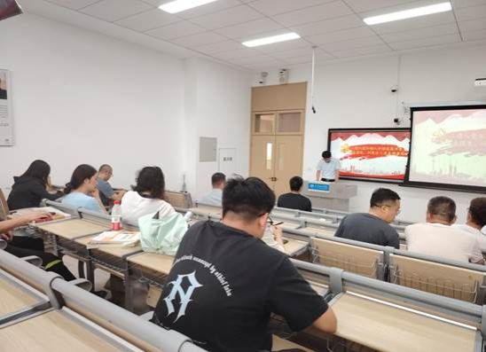 陈亮介绍人