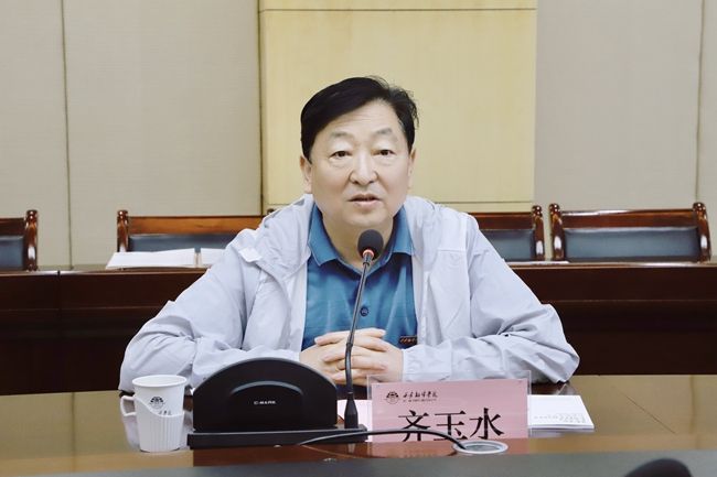 说明: https://www.xafy.edu.cn/__local/D/1C/7D/3E6B81F1BF18C4AEC12A3CDED22_6D4D17AA_8790.jpg